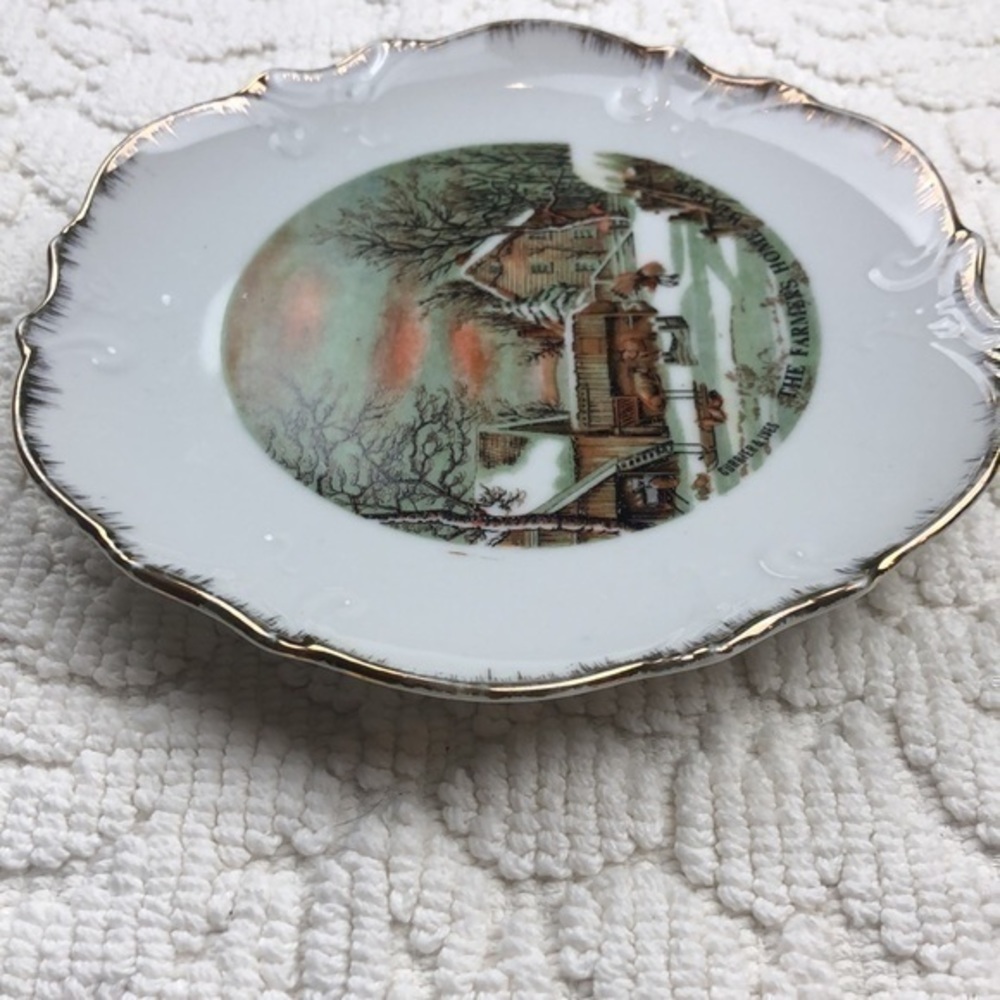 Vintage Courier & Ives “The Farmer’s Home - Winter” Collectible Plate - Picture 8 of 11